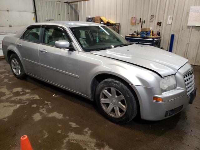 Photo 4 from auction – 2005 CHRYSLER 300 TOURIN with VIN 2C3JA53G05H105832