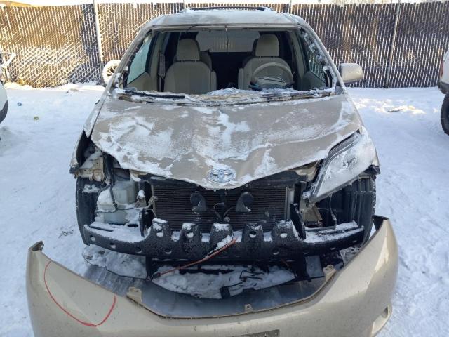 Photo 5 from auction – 2013 TOYOTA SIENNA LE with VIN 5TDJK3DC5DS061173
