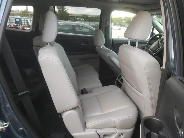 Photo 11 from auction – 2017 HONDA PILOT TOUR with VIN 5FNYF6H94HB028615