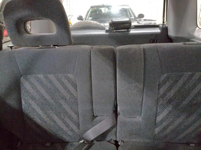 Photo 10 from auction – 2001 HONDA CR-V LX with VIN JHLRD18481C055937