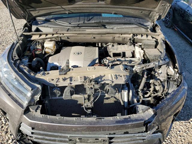 Photo 12 from auction – 2018 TOYOTA HIGHLANDER with VIN 5TDDGRFH1JS043582