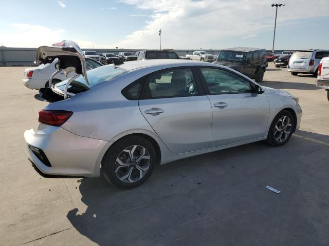 Photo 3 from auction – 2021 KIA FORTE FE with VIN 3KPF24AD5ME381807