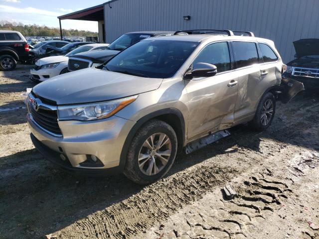 TOYOTA HIGHLANDER 2015 with VIN 5TDBKRFH2FS099740 - Photo from auction