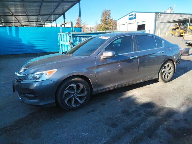 HONDA ACCORD EXL 2017 with VIN 1HGCR2F85HA192065 - Photo from auction