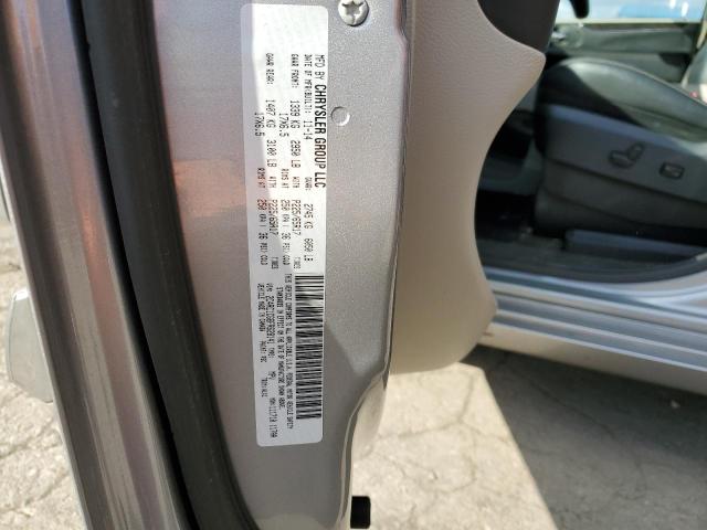 Photo 14 from auction – 2015 CHRYSLER TOWN & COU with VIN 2C4RC1CG6FR628141