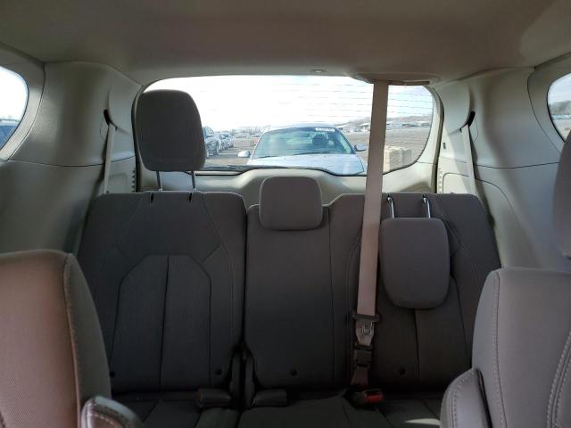 Photo 10 from auction – 2017 CHRYSLER PACIFICA T with VIN 2C4RC1DG2HR642961