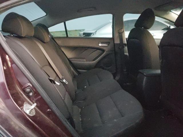 Photo 10 from auction – 2017 KIA FORTE LX with VIN 3KPFK4A77HE088443