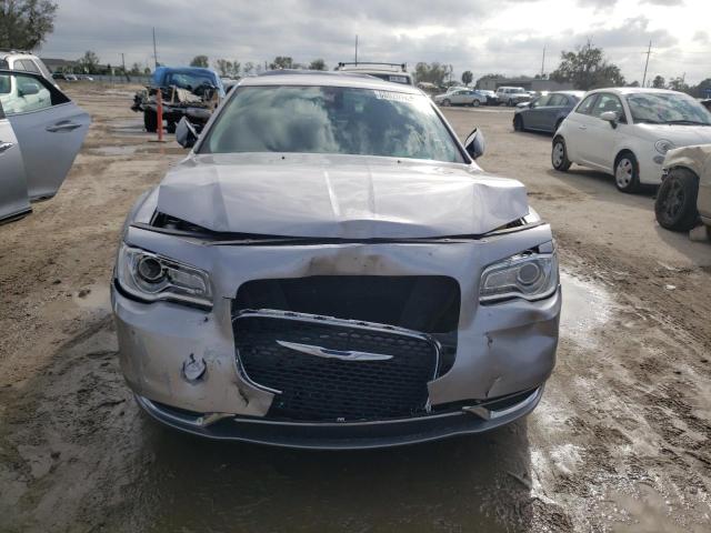Zdjęcie 5 z aukcji – 2015 CHRYSLER 300 LIMITE z VIN 2C3CCAAG1FH929936
