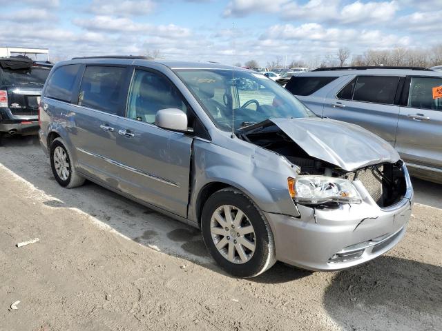 Photo 4 from auction – 2015 CHRYSLER TOWN & COU with VIN 2C4RC1BG0FR521684