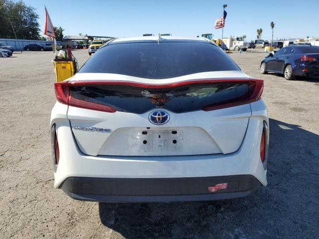 Photo 6 from auction – 2017 TOYOTA PRIUS PRIM with VIN JTDKARFP5H3046688