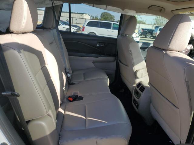 Photo 11 from auction – 2017 HONDA PILOT TOUR with VIN 5FNYF6H9XHB102345