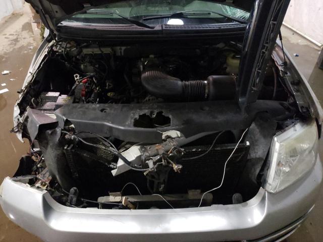 Photo 11 from auction – 2004 FORD F150 with VIN 1FTRF14W24NA57495