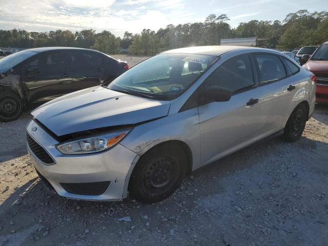 FORD FOCUS S 2016 with VIN 1FADP3E22GL383141 - Photo from auction