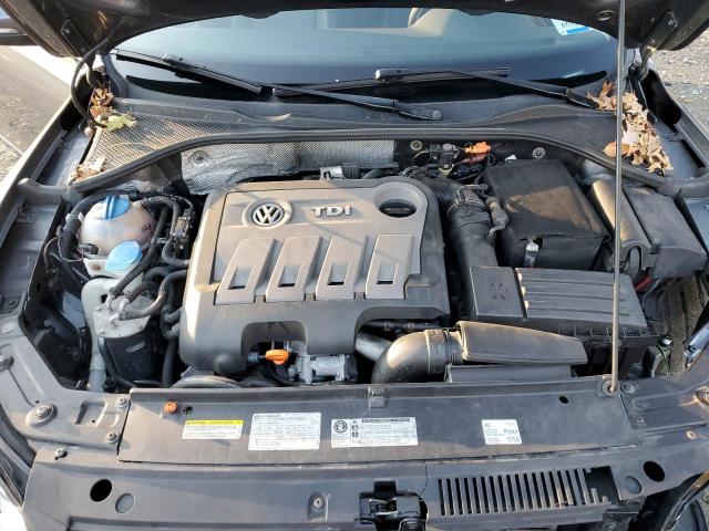 Photo 11 from auction – 2013 VOLKSWAGEN PASSAT SE with VIN 1VWBN7A30DC073124