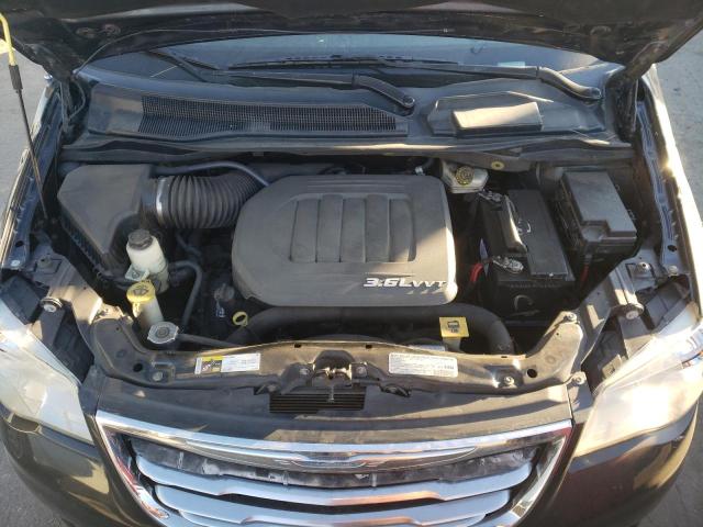 Photo 12 from auction – 2013 CHRYSLER TOWN & COU with VIN 2C4RC1BG7DR705663