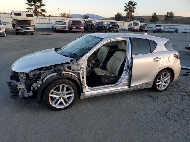 LEXUS CT 200 2016 with VIN JTHKD5BH8G2267686 - Photo from auction
