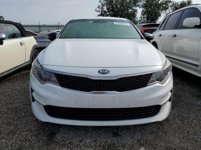 Photo 5 from auction – 2017 KIA OPTIMA LX with VIN 5XXGT4L1XHG171978