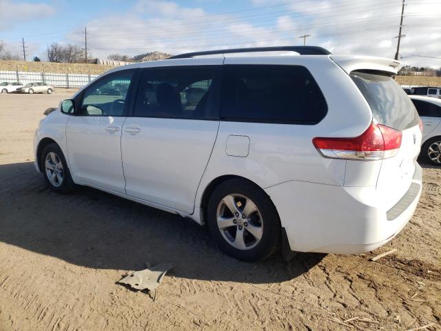 Photo 2 from auction – 2014 TOYOTA SIENNA LE with VIN 5TDKK3DC6ES444240