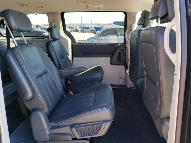Photo 11 from auction – 2010 CHRYSLER TOWN & COU with VIN 2A4RR8DX3AR422185
