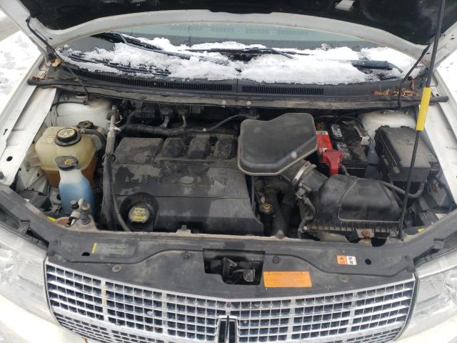 Photo 12 from auction – 2008 LINCOLN MKX with VIN 2LMDU88C38BJ21733