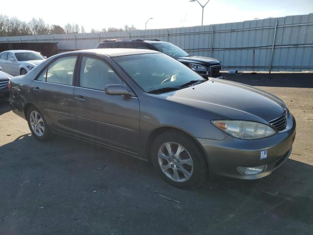 Photo 4 from auction – 2005 TOYOTA CAMRY LE with VIN JTDBF30K750165609