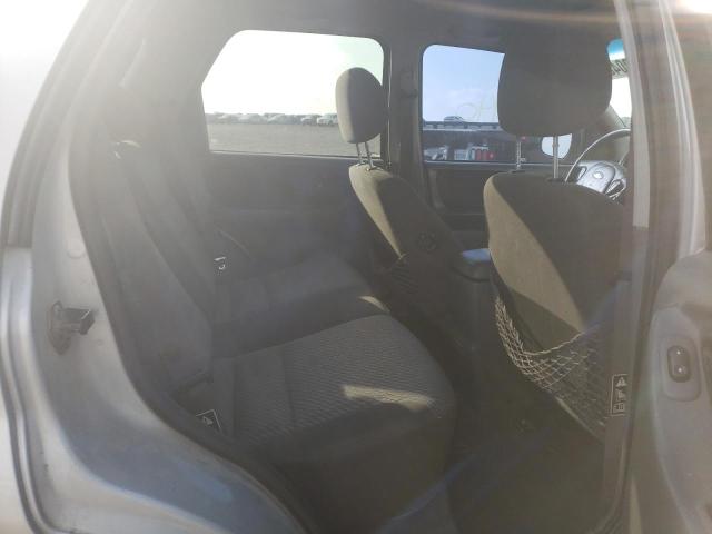 Photo 11 from auction – 2003 FORD ESCAPE XLT with VIN 1FMYU03133KB25199