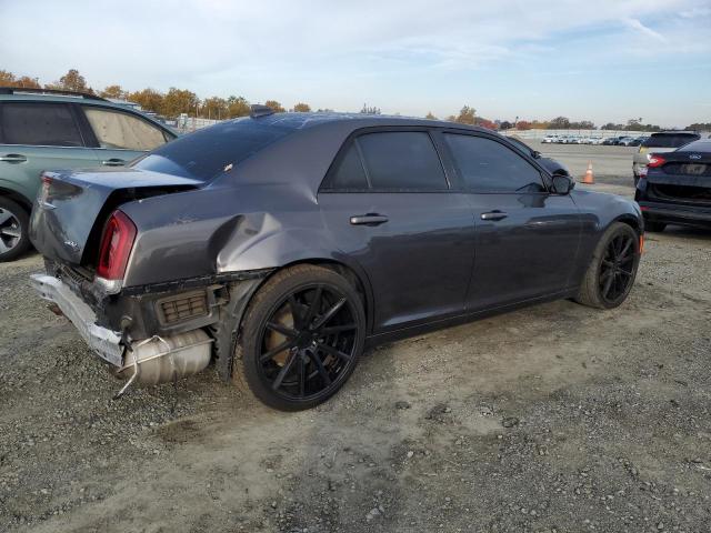 Photo 3 from auction – 2018 CHRYSLER 300 S with VIN 2C3CCABG4JH142874