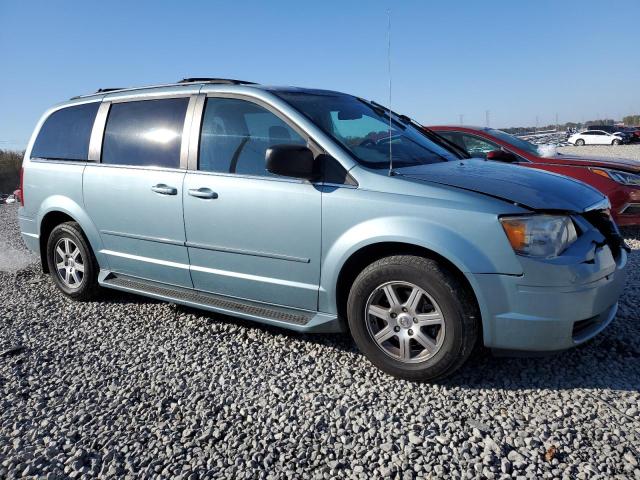 Photo 4 from auction – 2010 CHRYSLER TOWN & COU with VIN 2A4RR2D13AR365592