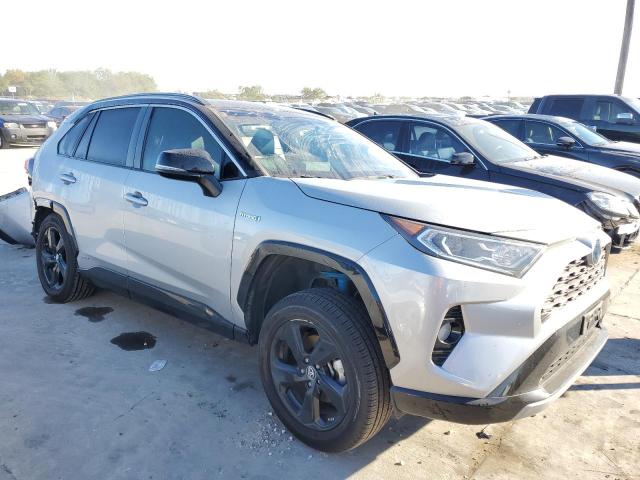 Photo 4 from auction – 2019 TOYOTA RAV4 XSE with VIN 2T3EWRFV9KW035128