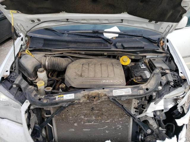 Photo 12 from auction – 2014 CHRYSLER TOWN & COU with VIN 2C4RC1BG5ER422874
