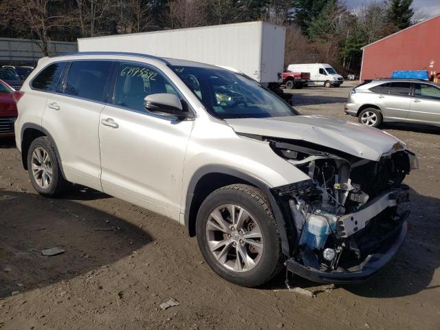 Photo 4 from auction – 2015 TOYOTA HIGHLANDER with VIN 5TDJKRFH0FS205579