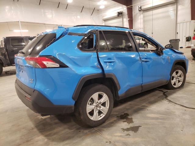 Photo 3 from auction – 2019 TOYOTA RAV4 XLE with VIN JTMP1RFV0KD027567