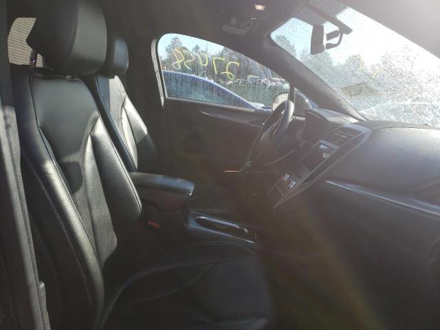 Photo 5 from auction – 2019 LINCOLN MKC with VIN 5LMCJ1C97KUL18227