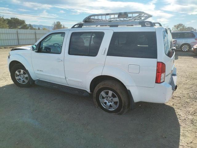 Photo 2 from auction – 2005 NISSAN PATHFINDER with VIN 5N1AR18W05C738097