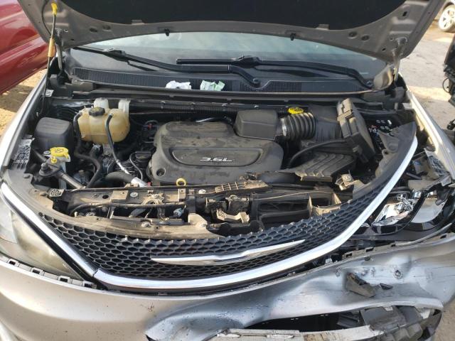 Photo 12 from auction – 2017 CHRYSLER PACIFICA L with VIN 2C4RC1CG9HR609702
