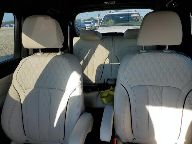 Photo 10 from auction – 2022 BMW X7 M50I with VIN 5UXCX6C09N9J04835