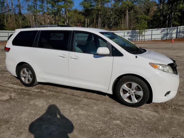 Photo 4 from auction – 2011 TOYOTA SIENNA LE with VIN 5TDKK3DC7BS155315