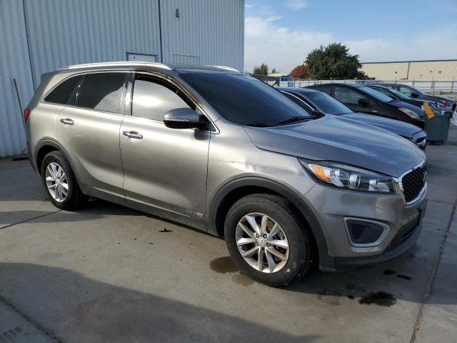 Photo 4 from auction – 2016 KIA SORENTO LX with VIN 5XYPGDA55GG033723