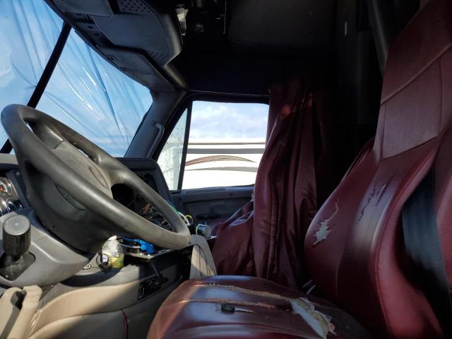Photo 7 from auction – 2016 FREIGHTLINER CASCADIA 1 with VIN 3AKJGLD57GSGS8511