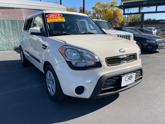 KIA SOUL 2013 مع رقم تعريف المركبة KNDJT2A58D7497863 - صورة من المزاد