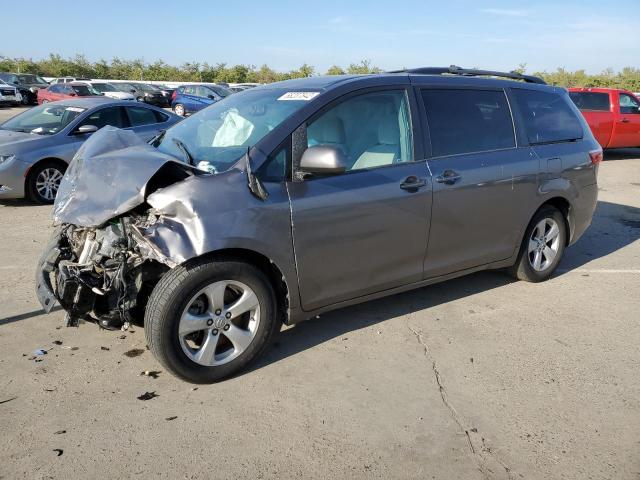 TOYOTA SIENNA LE 2015 with VIN 5TDKK3DC5FS649887 - Photo from auction