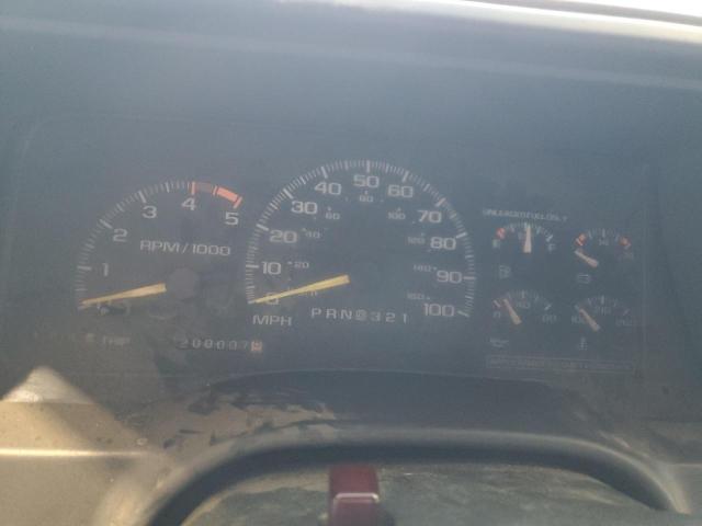 Photo 9 from auction – 1995 CHEVROLET SUBURBAN K with VIN 1GNFK16K3SJ358930