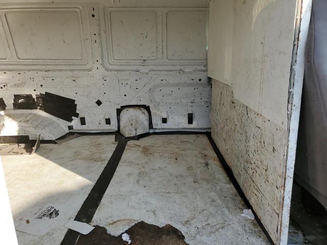 Photo 11 from auction – 2002 FORD ECONOLINE with VIN 1FTNS24L12HA71017
