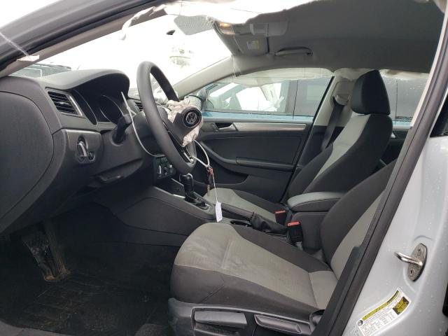 Photo 7 from auction – 2017 VOLKSWAGEN JETTA S with VIN 3VW2B7AJ6HM402467
