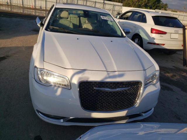 Photo 5 from auction – 2015 CHRYSLER 300C with VIN 2C3CCAEG6FH786041