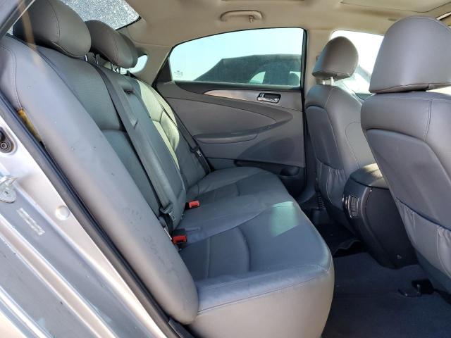 Photo 10 from auction – 2012 HYUNDAI SONATA HYB with VIN KMHEC4A43CA031212
