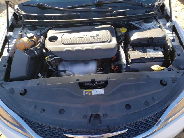 Photo 11 from auction – 2016 CHRYSLER 200 LIMITE with VIN 1C3CCCAB7GN127092