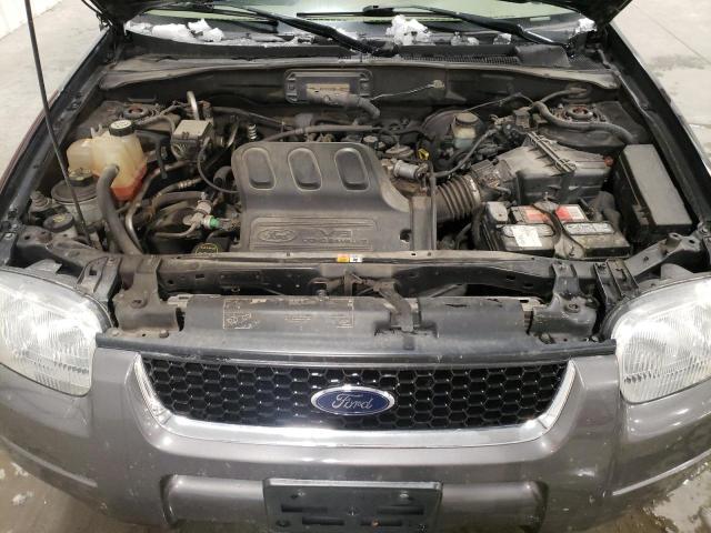 Photo 12 from auction – 2004 FORD ESCAPE XLT with VIN 1FMYU93134KA44693