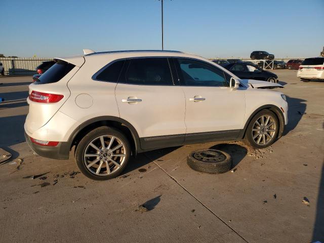 Photo 3 from auction – 2019 LINCOLN MKC RESERV with VIN 5LMCJ3C92KUL09396