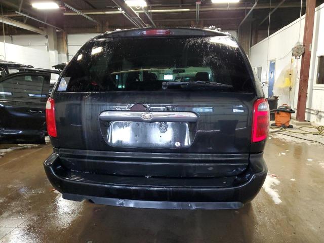 Photo 6 from auction – 2005 CHRYSLER TOWN & COU with VIN 2C4GP44R15R405601
